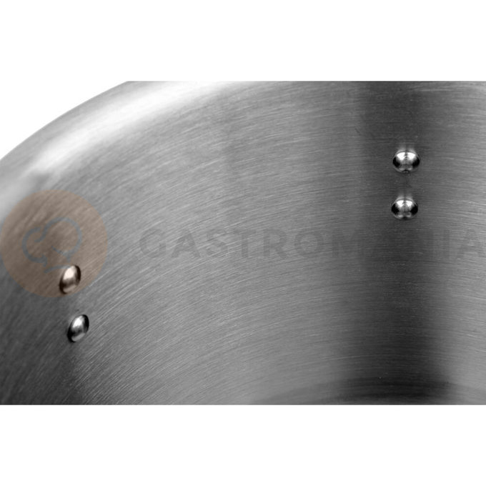 Profesjonalny garnek wysoki z pokrywką, o wymiarach 40x40 cm oraz pojemności 50l.
Garnek YATO Professional Kitchen Equipment przeznaczony jest do profesjonalnego wykorzystania w branży gastronomicznej. Doskonale nadaje się do przygotowywania wszelkiego rodzaju potraw.
Wykonany jest z wysokiej jakości stali nierdzewnej 201 do użytku w gastronomii.
Specjalna konstrukcja dna kapsułowego rozprowadza ciepło równomiernie po całej powierzchni spodu, co zwiększa stopień wykorzystania ciepła i efektywność gotowania. Przekłada się to bezpośrednio na ich jakość oraz komfort pracy kucharza. Takie rozwiązanie zmniejsza również ryzyko przypalenia potraw.
Wkładka ferromagnetyczna w dnie pozwala na stosowanie garnków YATO na każdym rodzaju kuchenek, takich jak:
• elektryczna
• indukcyjna
• gazowa
• ceramiczna
W garnkach YATO zastosowano wyjątkowo masywne i nienagrzewające się, solidnie zamocowane uchwyty. Gwarantuje to bezpieczeństwo i wieloletnią trwałość użytkowania.
 | YG-00018, Garnek wysoki z pokrywką 40x40 cm 50 l