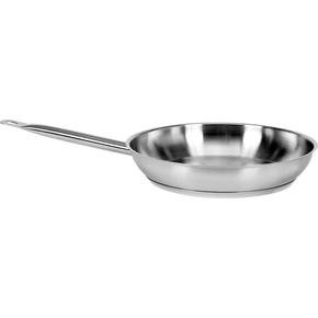 Profesjonalna patelnia indukcyjna ze stali nierdzewnej, o średnicy 28 cm oraz pojemności 3,1 l.

Patelnia YATO Professional Kitchen Equipment przeznaczona jest do profesjonalnego wykorzystania w branży gastronomicznej. Doskonale nadaje się do smażenia wszelkiego rodzaju potraw.

Wykonana jest z wysokiej jakości stali nierdzewnej 21/0, opracowanej specjalnie do użytku w gastronomii. Najważniejszą zaletą patelni wykonanych z tego rodzaju stali jest przewodzenie ciepła aż o 30% większe, w porównaniu ze standardowymi patelniami wykonanymi ze stali 304. Charakteryzuje je również podwyższona odporność na uszkodzenia mechaniczne oraz działanie kwasów organicznych i detergentów. Właśnie dlatego, nadają się do mycia w zmywarkach oraz są odporne na intensywne szorowanie powierzchni. 

Co ważne, patelnie wykonane ze stali typu 21/0 nie zawierają szkodliwych dla zdrowia ludzkiego manganu i niklu.
Specjalna konstrukcja dna kapsułowego rozprowadza ciepło równomiernie po całej powierzchni spodu, co zwiększa stopień wykorzystania ciepła i efektywność gotowania. Przekłada się to bezpośrednio na ich jakość oraz komfort pracy kucharza. Takie rozwiązanie zmniejsza również ryzyko przypalenia potraw. 

Specjalna wkładka ferromagnetyczna w dnie pozwala na stosowanie patelni YATO na każdym rodzaju kuchenek, takich jak:
- elektryczna
- indukcyjna
- gazowa
- ceramiczna 

Boczne ściany patelni wykonane są z grubej stali, utrzymującej temperaturę dłużej niż standardowe naczynia ze stali typu 304. 

W patelniach YATO zastosowano wyjątkowo masywne i nienagrzewające się, solidnie zamocowane uchwyty. Gwarantuje to bezpieczeństwo i wieloletnią trwałość użytkowania.

Przeznaczona do profesjonalnego wykorzystania w branży gastronomicznej. Doskonale nadaje się do smażenia wszelkiego rodzaju potraw.

 | YG-00102, Patelnia ze stali nierdzewnej 28 cm