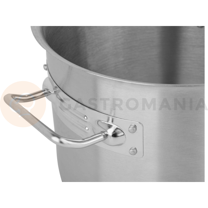 Profesjonalny garnek do duszenia z pokrywką, o wymiarach 36x11 cm oraz pojemności 11,2 l.

Garnek do duszenia YATO Professional Kitchen Equipment przeznaczony jest do profesjonalnego wykorzystania w branży gastronomicznej. Doskonale nadaje się do przygotowywania wszelkiego rodzaju potraw duszonych.

Wykonany jest z wysokiej jakości stali nierdzewnej 21/0, opracowanej specjalnie do użytku w gastronomii. Najważniejszą zaletą rondli wykonanych z tego rodzaju stali jest przewodzenie ciepła aż o 30% większe w porównaniu ze standardowymi rondlami wykonanymi ze stali 304. Charakteryzuje je również podwyższona odporność na uszkodzenia mechaniczne oraz działanie kwasów organicznych i detergentów. Właśnie dlatego, nadają się do mycia w zmywarkach oraz są odporne na intensywne szorowanie powierzchni. 

Co ważne, garnki są wykonane ze stali typu 21/0 nie zawierają szkodliwych dla zdrowia ludzkiego manganu i niklu.
Specjalna konstrukcja dna kapsułowego rozprowadza ciepło równomiernie po całej powierzchni spodu, co zwiększa stopień wykorzystania ciepła i efektywność gotowania. Przekłada się to bezpośrednio na ich jakość oraz komfort pracy kucharza. Takie rozwiązanie zmniejsza również ryzyko przypalenia potraw. 

Wkładka ferromagnetyczna w dnie pozwala na stosowanie rondli YATO na każdym rodzaju kuchenek, takich jak:
- elektryczna
- indukcyjna
- gazowa
- ceramiczna 

Boczne ściany garnka i pokrywka są wykonane z grubej stali, utrzymującej temperaturę dłużej niż standardowe naczynia ze stali typu 304. 

W garnkach YATO zastosowano wyjątkowo masywne i nienagrzewające się, solidnie zamocowane uchwyty. Gwarantuje to bezpieczeństwo i wieloletnią trwałość użytkowania.

Przeznaczony do profesjonalnego wykorzystania w branży gastronomicznej. Doskonale nadaje się do duszenia wszelkiego rodzaju potraw.

 | YG-00055, Garnek niski do duszenia z pokrywką ze stali nierdzewnej 36x11 cm 11,2 l